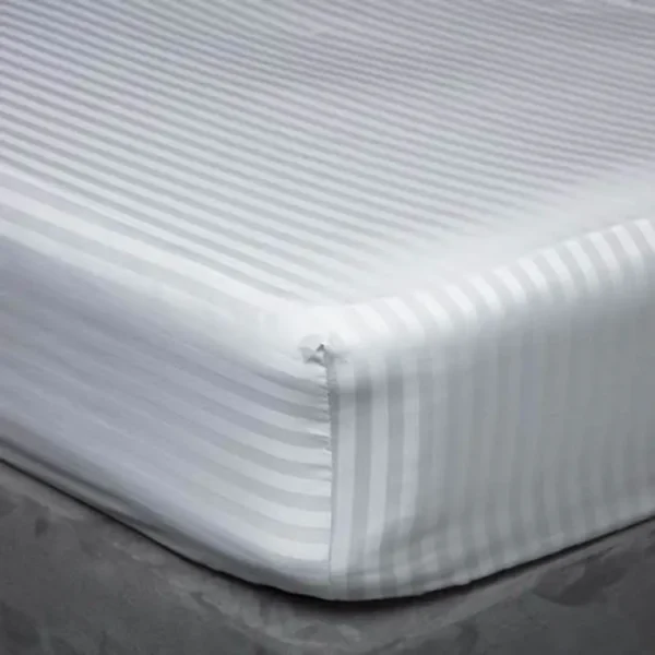 200 thread White luxury  percale self striped Duvet cover  set - Image 2