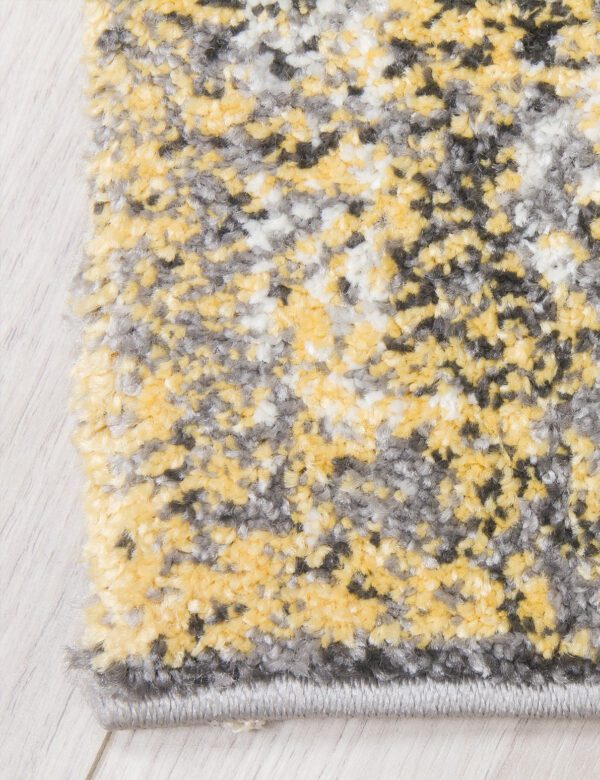 Tika Medallion - Yellow - Image 4