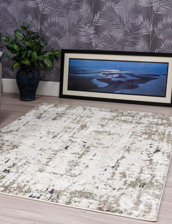 Amani  Rug - Image 2