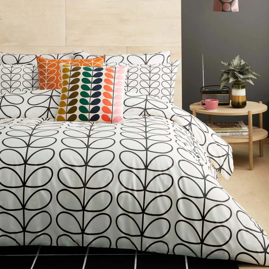 Orla Kiely Linear Stem Duvet Cover Set Charcoal