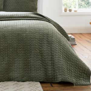 AVA VELVET GREEN BEDSPREAD/THROW