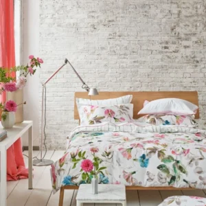 Magnolia Fuchsia Bedding DESIGNERS GUILD