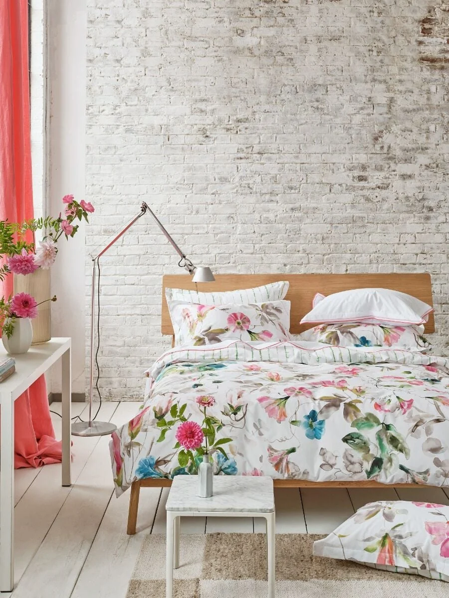 Magnolia Fuchsia Bedding DESIGNERS GUILD